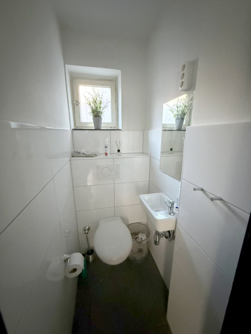 Ansicht 4 von: Ebenerdige Bürofläche mit Terrasse im Erdgeschoss in zentraler Lage der Neusser Innenstadt